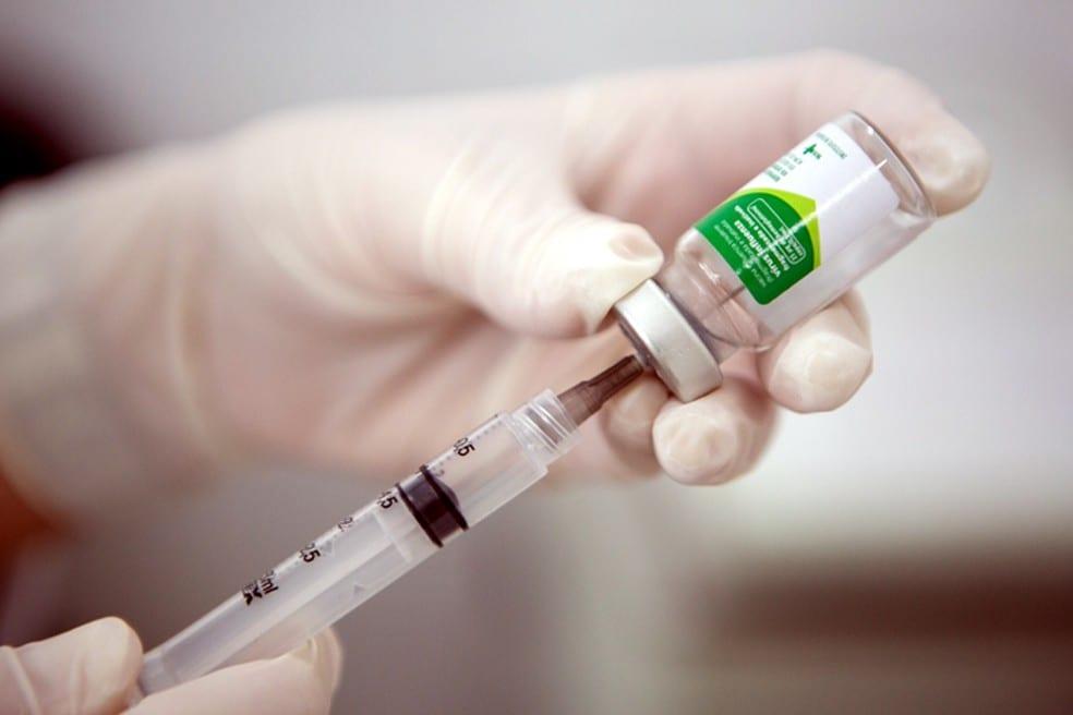 Procon-GO e Decon iniciam fiscalização em clinicas de vacinação, em Goiânia