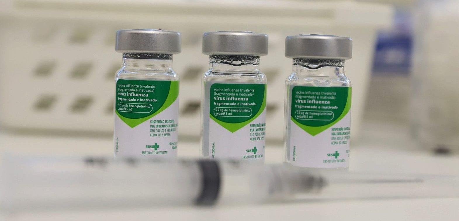 Vacinação contra gripe para 2º grupo de risco é retomada, em Goiânia