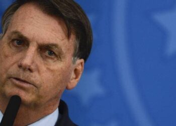 Bolsonaro diz que indica novo diretor da PF nesta segunda