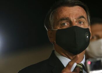 Bolsonaro pede a governadores veto ao aumento de salário servidores públicos