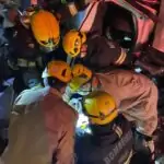 Capotamento deixa três feridos na Avenida dos Alpes, em Goiânia