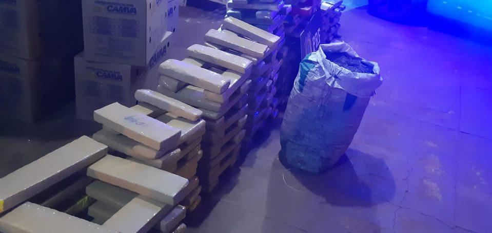 Cerca de 300 kg de drogas são apreendidos em carga de ovos, em Jataí