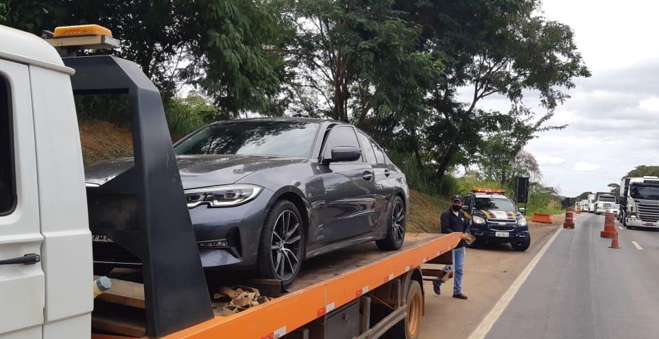 Homem é preso após comprar carro de luxo em nome de terceiro, em Goiânia