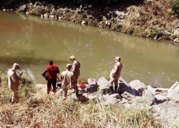 Homem morre afogado ao nadar no Córrego Anicuns, em Goiânia