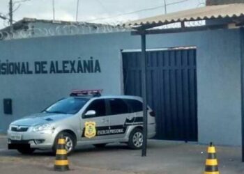 Quatro detentos fogem do presídio de Alexânia por buraco no teto