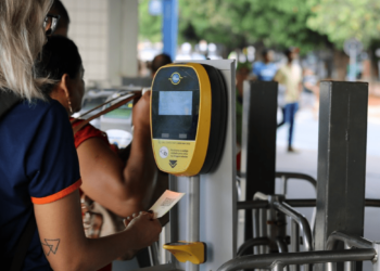 RMTC aponta queda de 67% nos ônibus de Goiânia; terminais seguem cheios