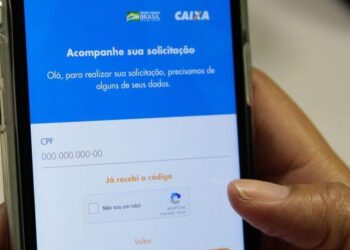 Bolsonaro fala em liberar mais parcelas do auxílio emergencial a informais