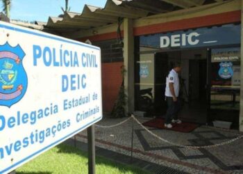 Dois são presos por aplicar "golpe do cartão clonado", em Goiás