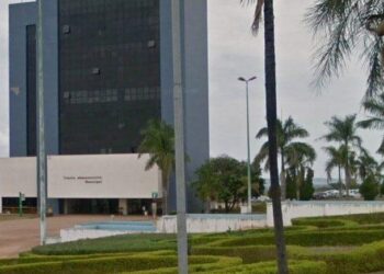 Em projeto enviado à Câmara, Prefeitura de Goiânia restabelece contratos suspensos