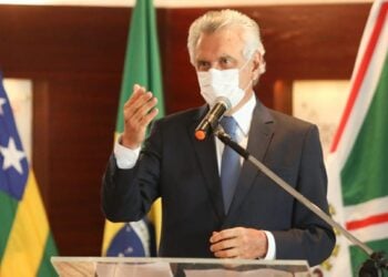 Goiás isenta ICMS das contas de energia de consumidores de baixa renda
