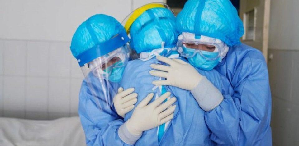 Goiás tem mais de 150 médicos com coronavírus