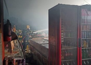 Incêndio destrói supermercado em Mineiros
