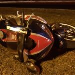Motociclista morre após bater em meio fio, em Goiânia