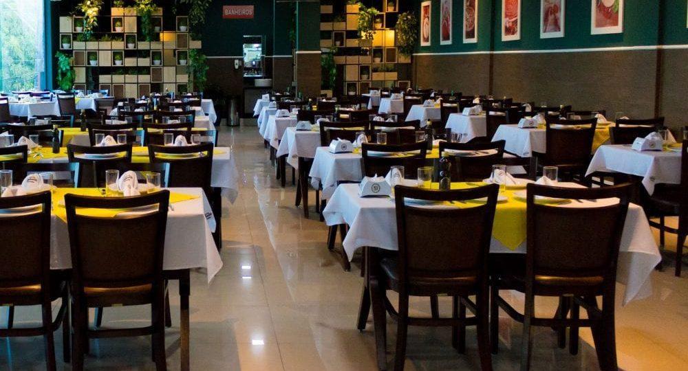 Bares e restaurantes em Goiás podem funcionar com capacidade de 50%