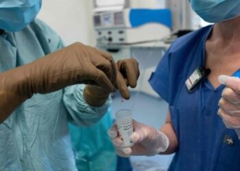 Goiânia tem 941 profissionais de saúde infectados pela covid-19