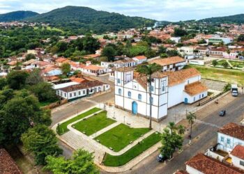 Pirenópolis proíbe turismo em julho e decreta toque de recolher