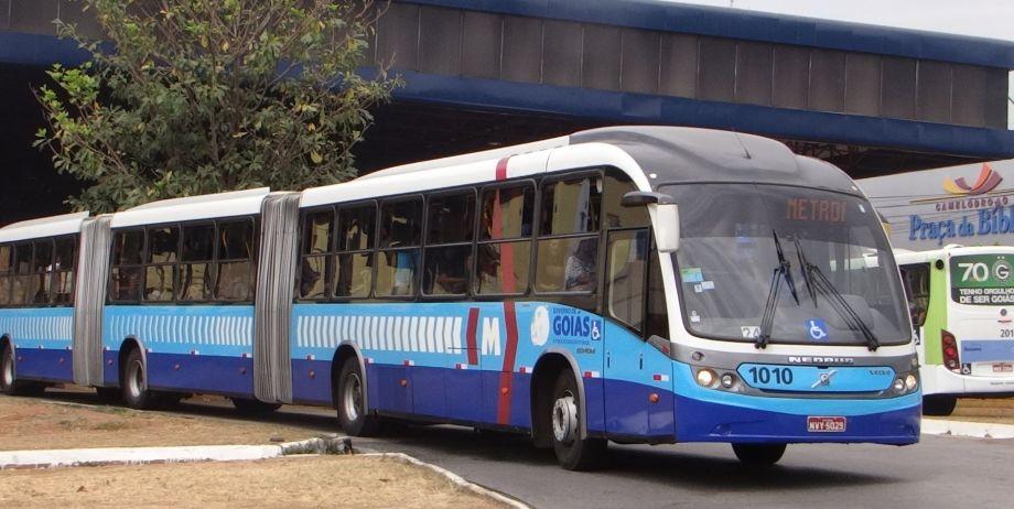 Caiado sanciona subsídio de mais de R$ 18 milhões para a Metrobus