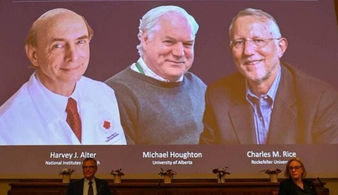 Nobel de Medicina vai para três pesquisadores que descobriram vírus da hepatite C
