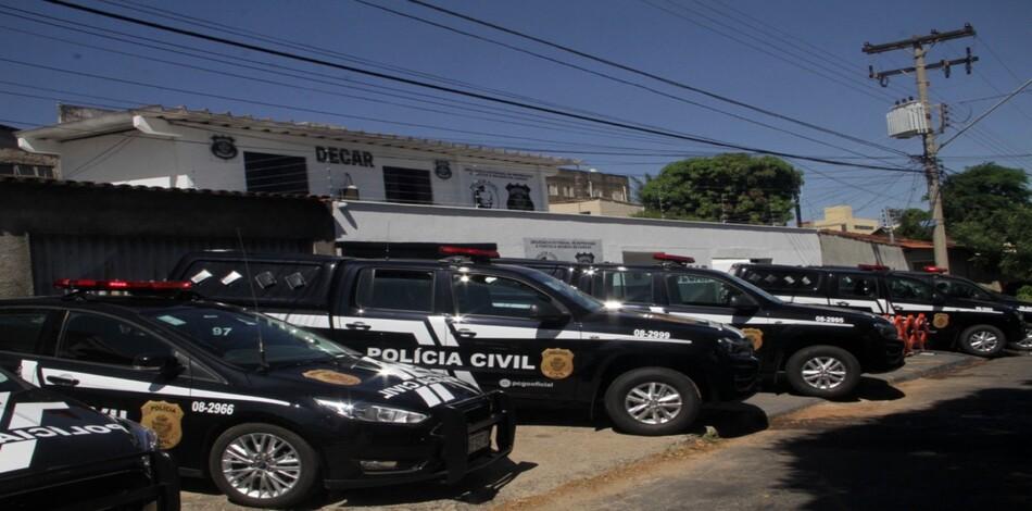 Polícia Civil e PRF prendem dois indivíduos por roubo de cargas, em Aparecida