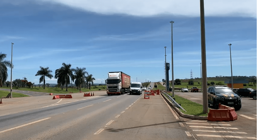 PRF se junta ao Conselho de Engenharia de Goiás para fiscalizar veículos de grande porte
