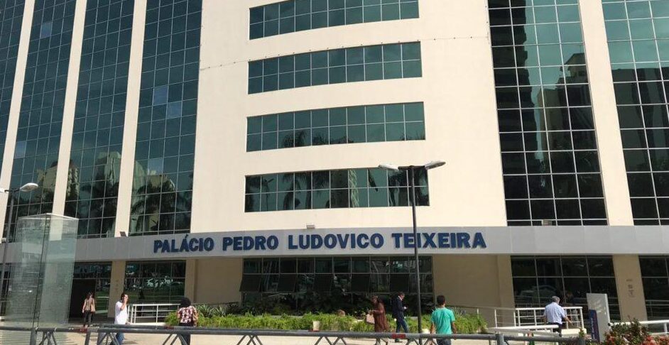 Secretaria do governo de Goiás registra casos de covid após retorno de servidores