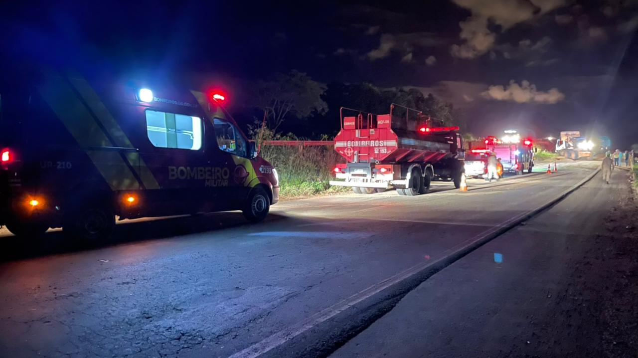 Em uma mesma noite, GO-070 registra 3 acidentes entre Itaberaí e Goiás