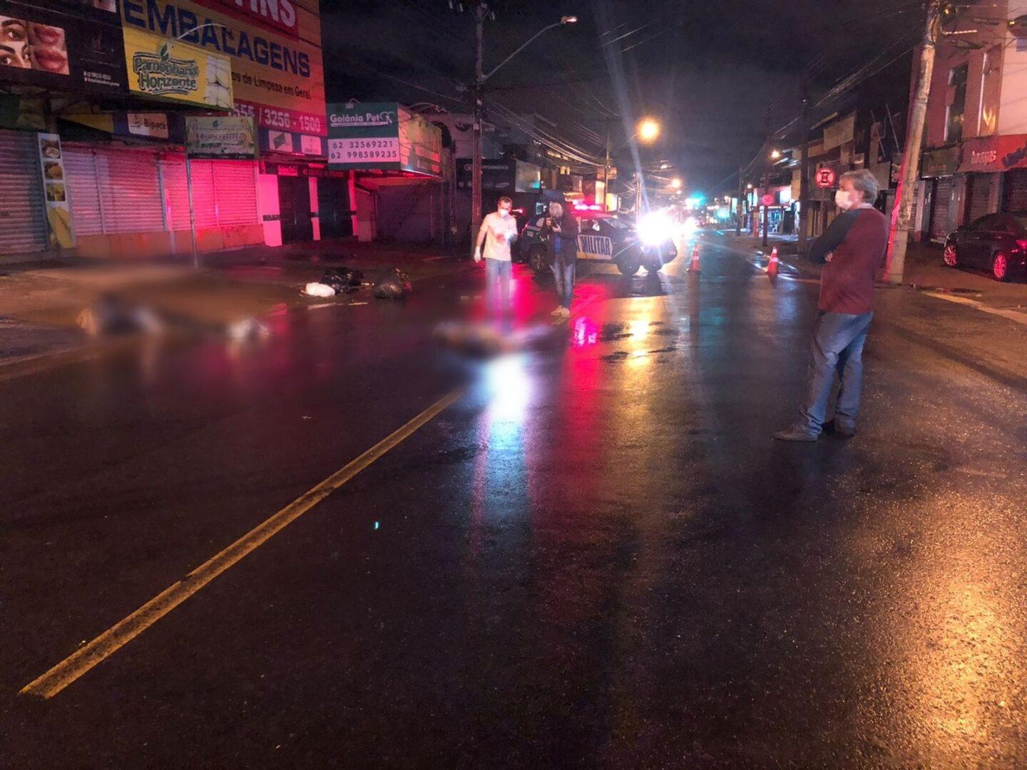Motorista foge após atropelar e matar pedestre na Avenida Pasteur, em Goiânia