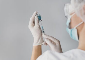 Vacina contra a cepa H3N2 de Influenza chega em março, diz ministério