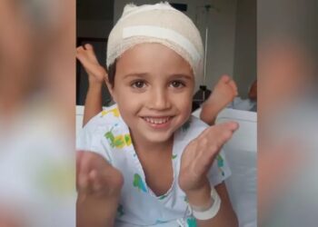 Menino que caiu de brinquedo inflável, em Rio Verde, recebe alta hospitalar