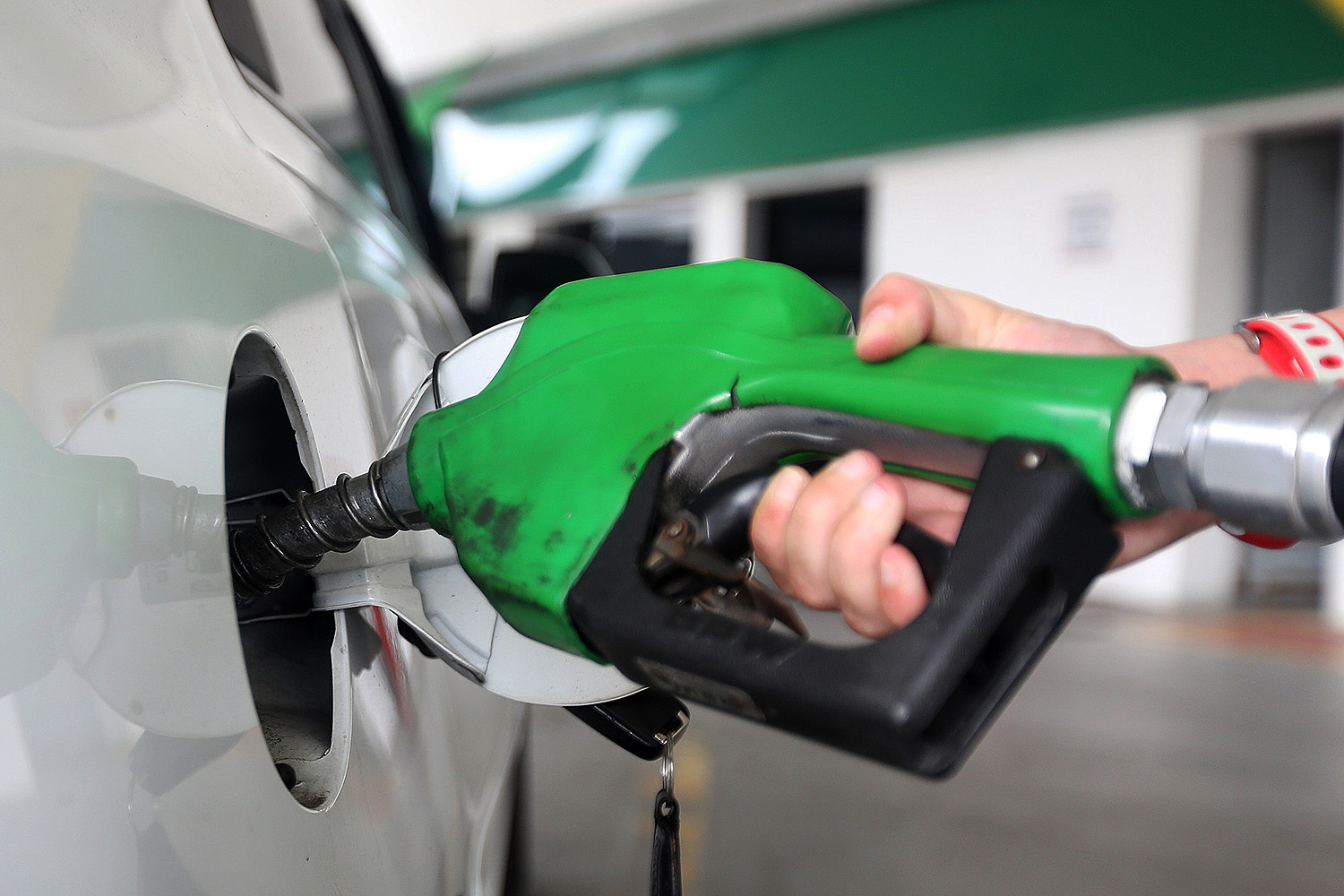 Preço da gasolina em Goiânia: confira os 10 postos mais baratos para abastecer