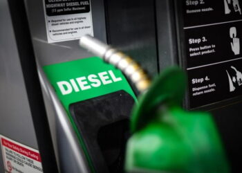 Após 60 dias, Petrobrás anuncia novo aumento no preço do diesel; saiba mais