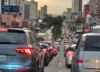 Excesso de velocidade é a infração mais cometida na em Goiânia, aponta SMM