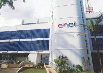 Caiado cobra transparência na venda da companhia: "Queremos a Enel fora de Goiás"
