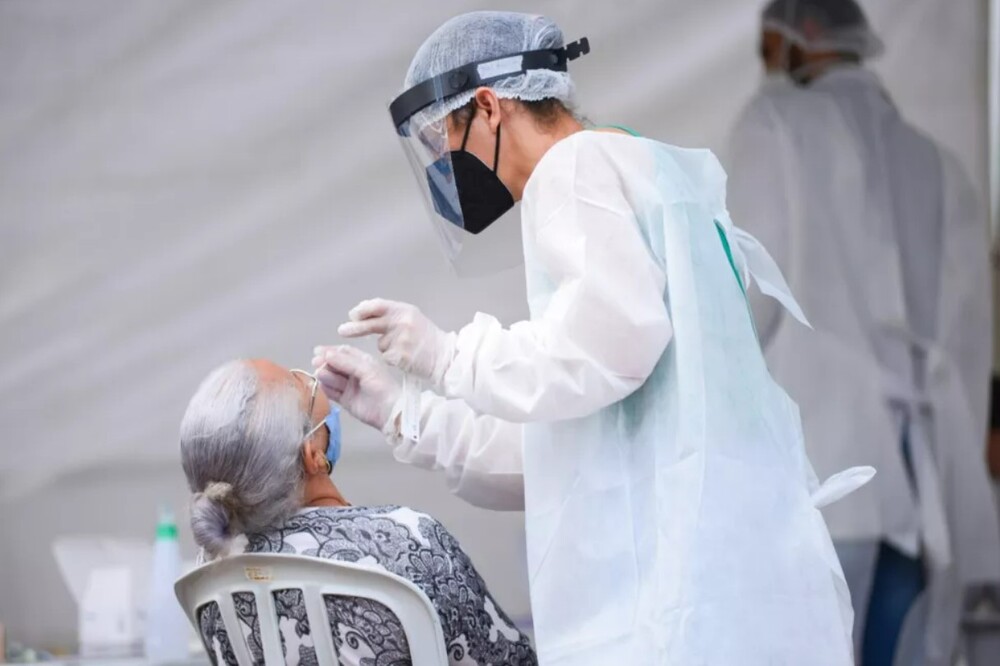 Homem tenta assaltar enfermeira em posto de testagem de Covid-19, em Goiânia