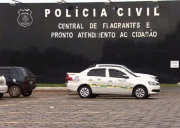 Policial penal é presa suspeita de atirar em marido após discussão, em Goiânia