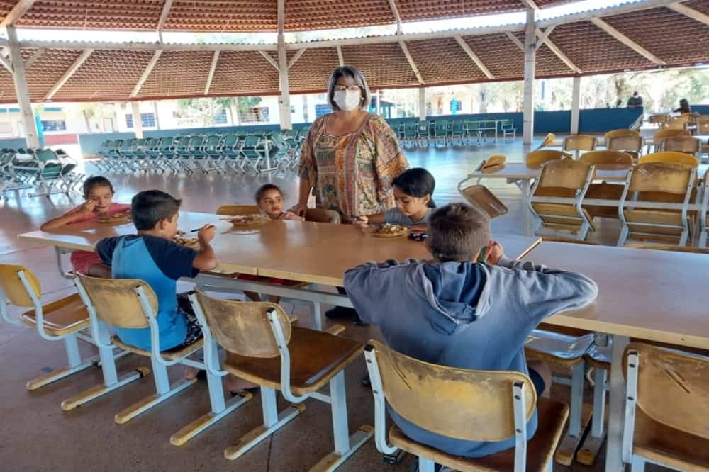 Alunos da rede municipal de Itumbiara poderão almoçar na escola durante as férias