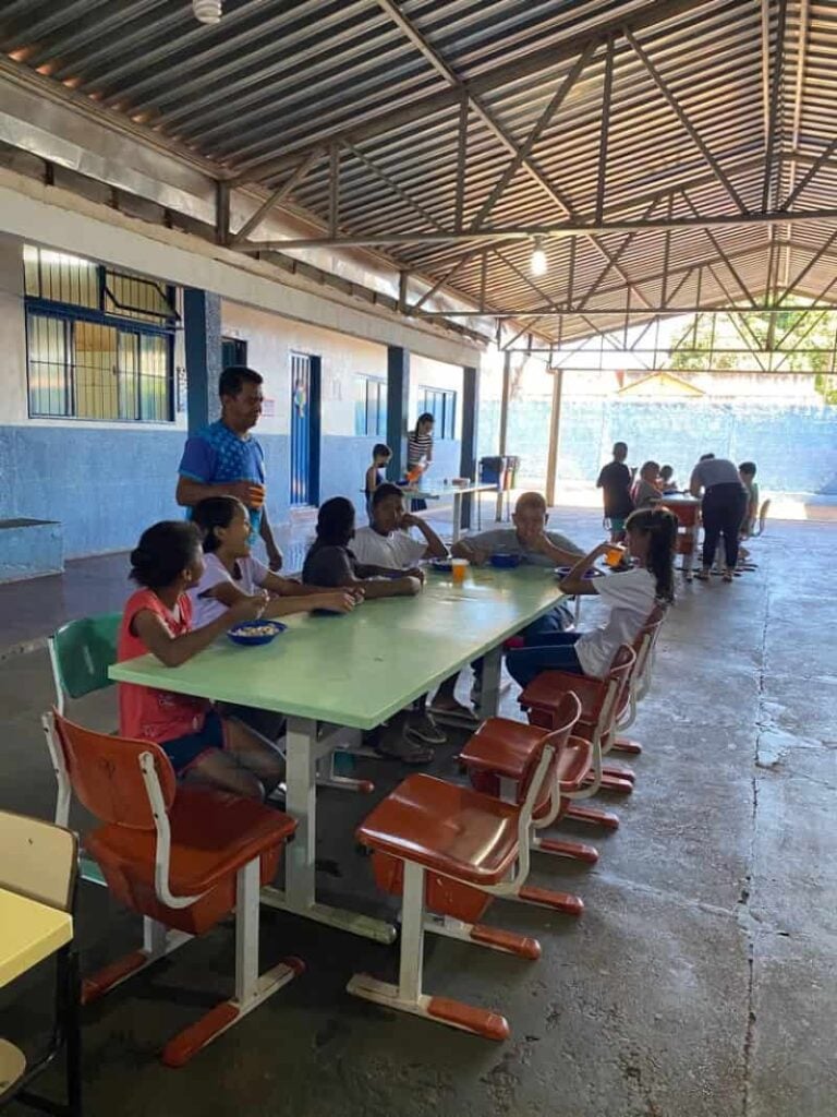Alunos da rede municipal de Itumbiara poderão almoçar na escola durante as férias