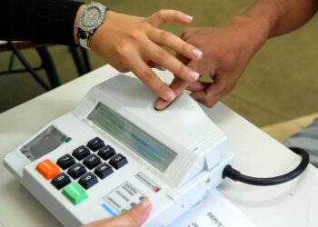 Justiça Eleitoral começa convocação de mesários que vão trabalhar nas eleições 2022