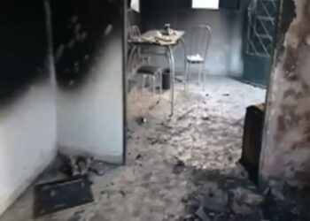 Criança põe fogo na própria casa após brincar com isqueiro, em Anápolis