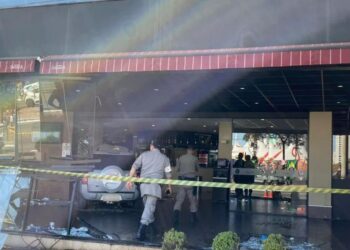 Morre empresário atingido por veículo que invadiu restaurante em Goiânia