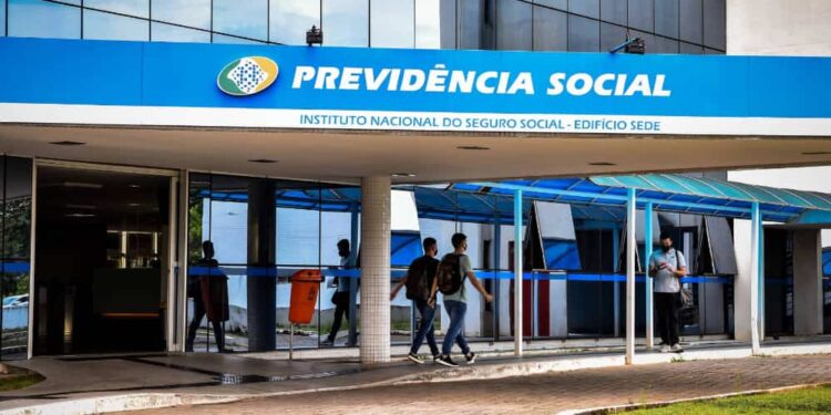 Concurso do INSS: edital prevê 23 vagas para Goiás com salários de até R$ 5,9 mil