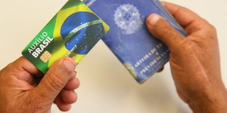 Auxílio Brasil: prorrogado prazo para atualização de informações no Cadastro Único