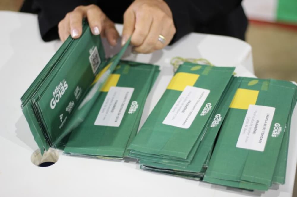 Mães de Goiás: beneficiárias devem trocar senha do cartão até dia 7 de novembro
