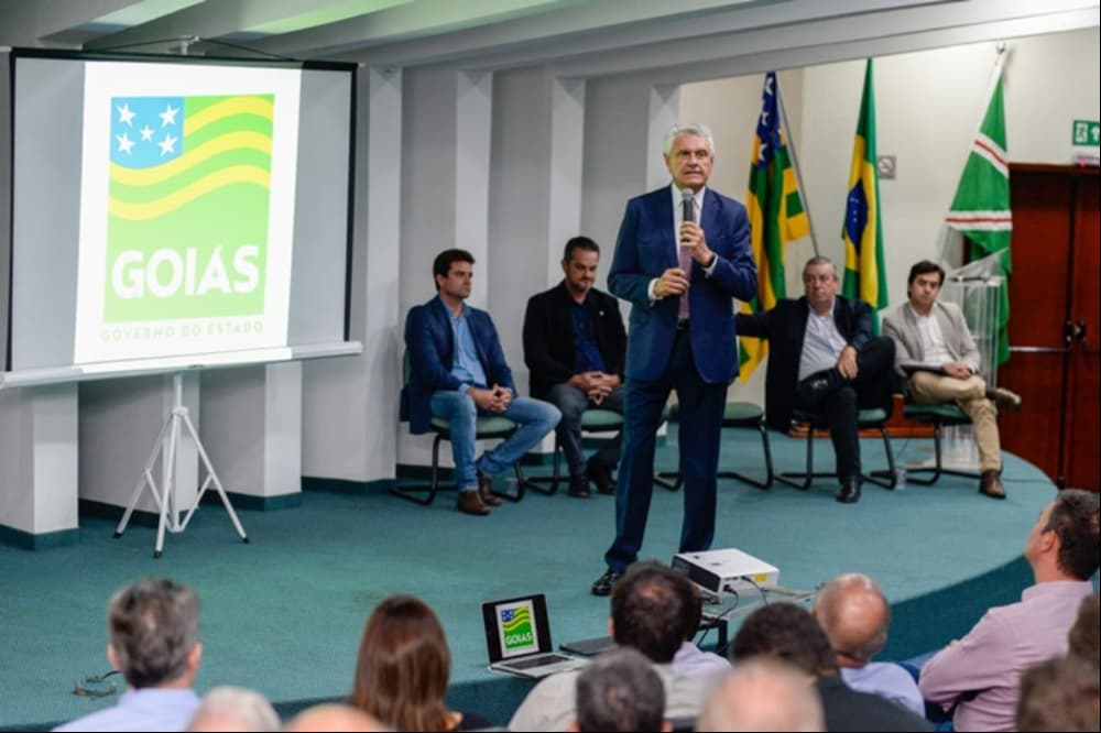 Caiado propõe criar fundo do agro para financiar infraestrutura em Goiás