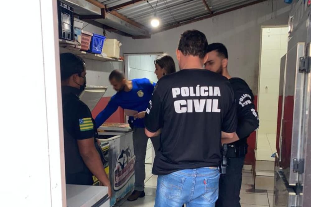 Polícia apreende mais de 800 kg de carne clandestina, em Iporá