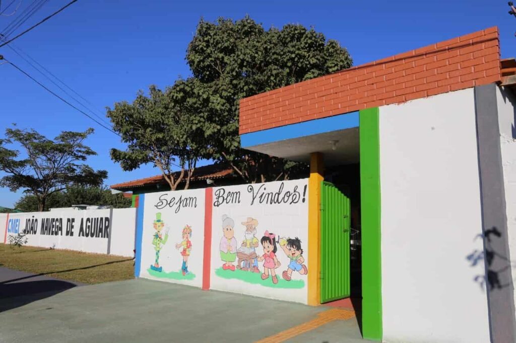 Justiça proíbe fechamento de bibliotecas em escolas municipais de Goiânia