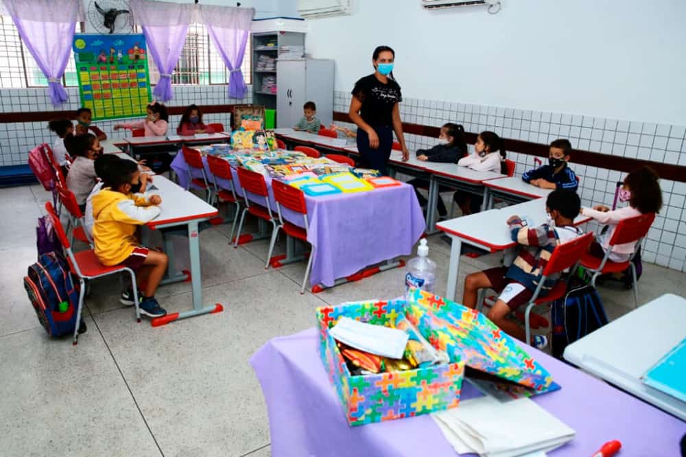 Aparecida abre 413 vagas para professores na Rede Municipal de Educação