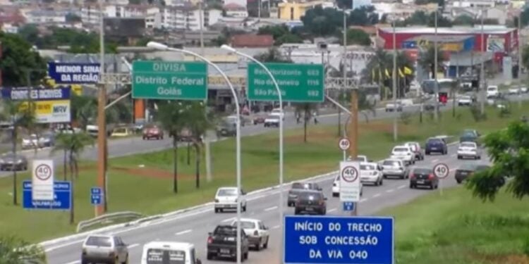 Caiado sanciona criação da Região Metropolitana do Entorno do DF
