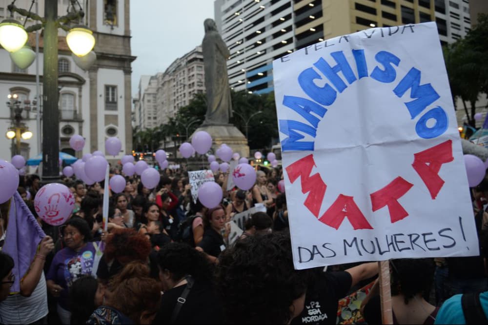 Oito anos após aprovação da lei, casos de feminicídio crescem no Brasil