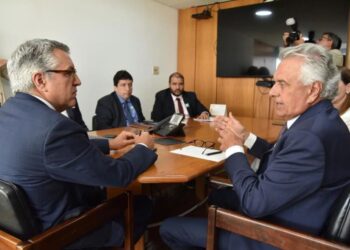 Goiás e DF propõem consórcio com União para subsidiar transporte do entorno